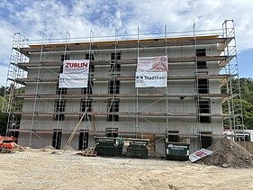Baustellenbild des Rohbaus der Gemeinschaftsunterkunft in Ettlingen