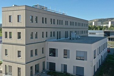 Bild Außenansicht MOLENO-Projekt Verwaltungs- und Entwicklungsgebäude asperhicon in Jena